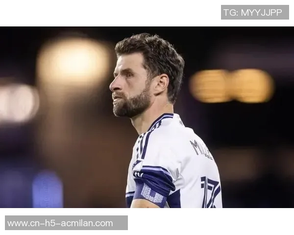 穆勒分享蓄胡经历：理发后意外满意决定保留新形象